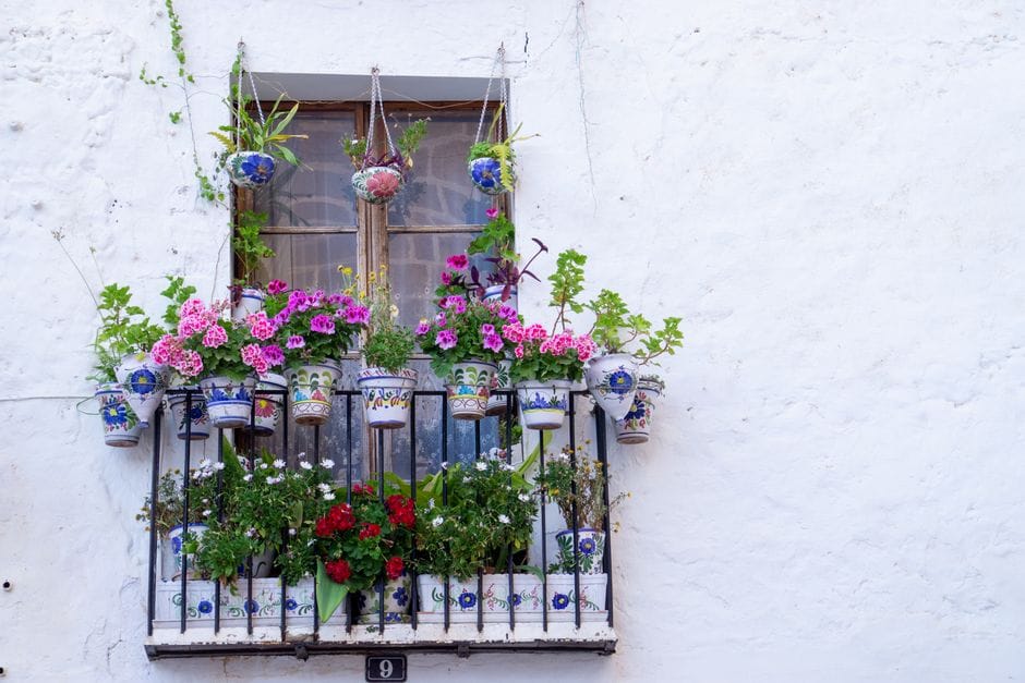 Decorar a varanda para a primavera